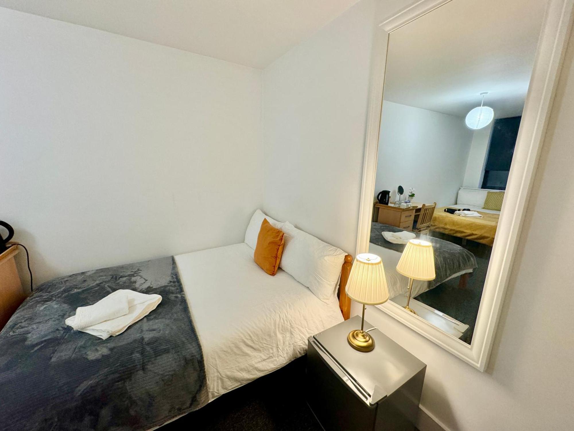 Cosmopolitan Comfort Private Bedrooms In Euston 106 London Exterior foto