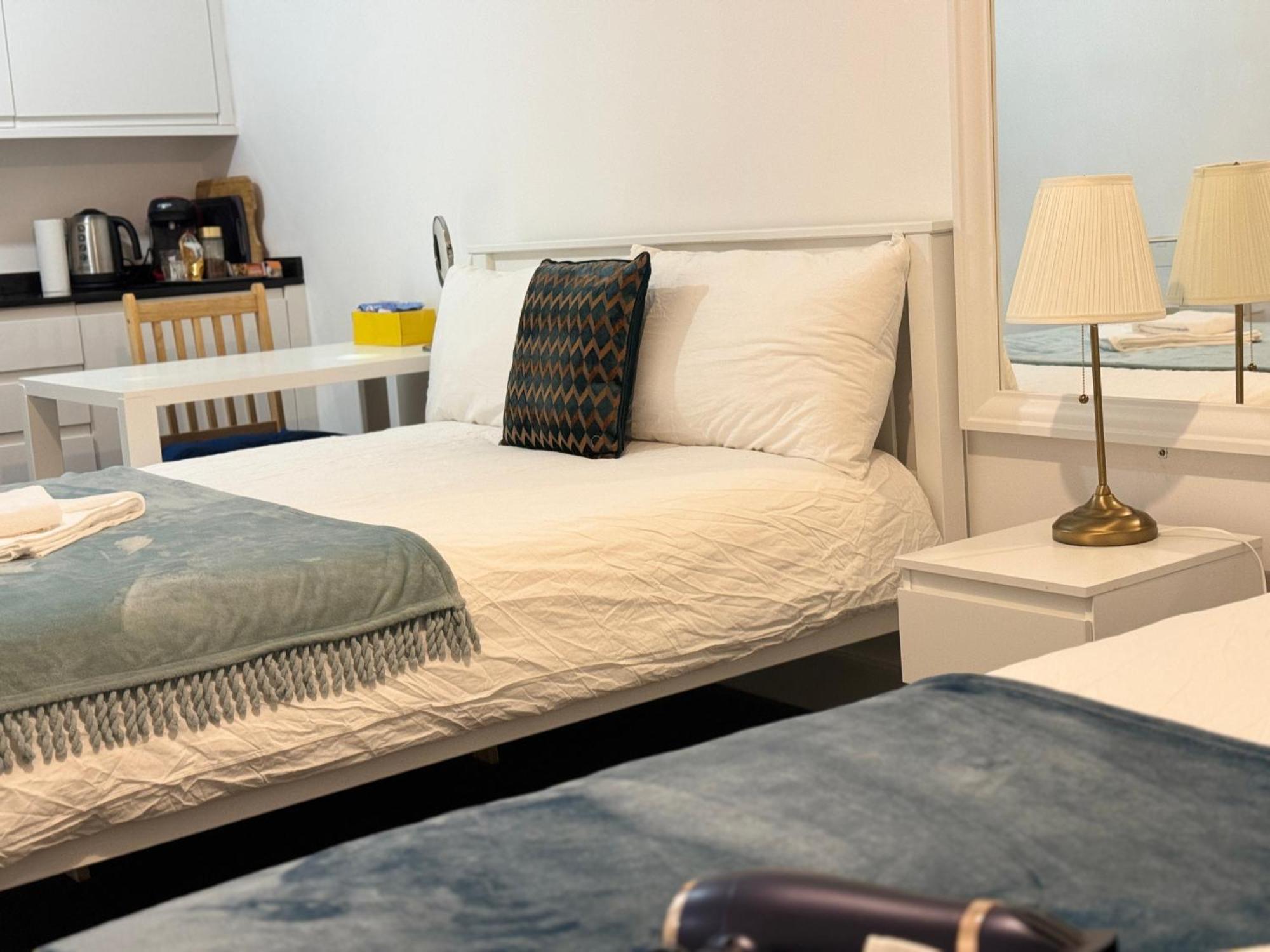 Cosmopolitan Comfort Private Bedrooms In Euston 106 London Exterior foto
