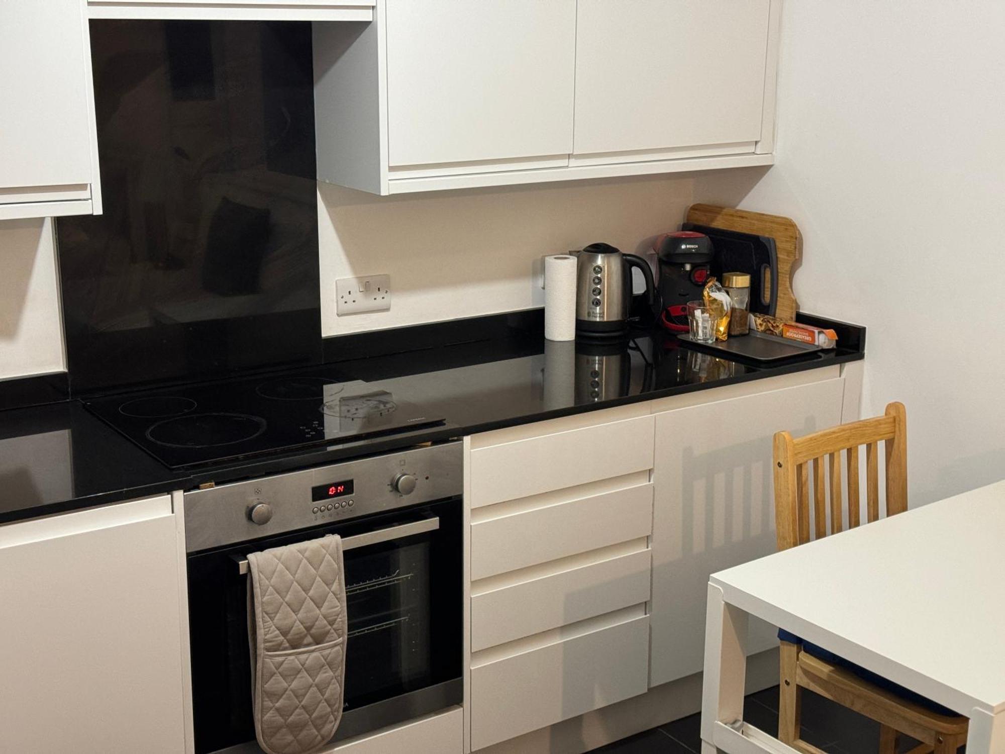 Cosmopolitan Comfort Private Bedrooms In Euston 106 London Exterior foto