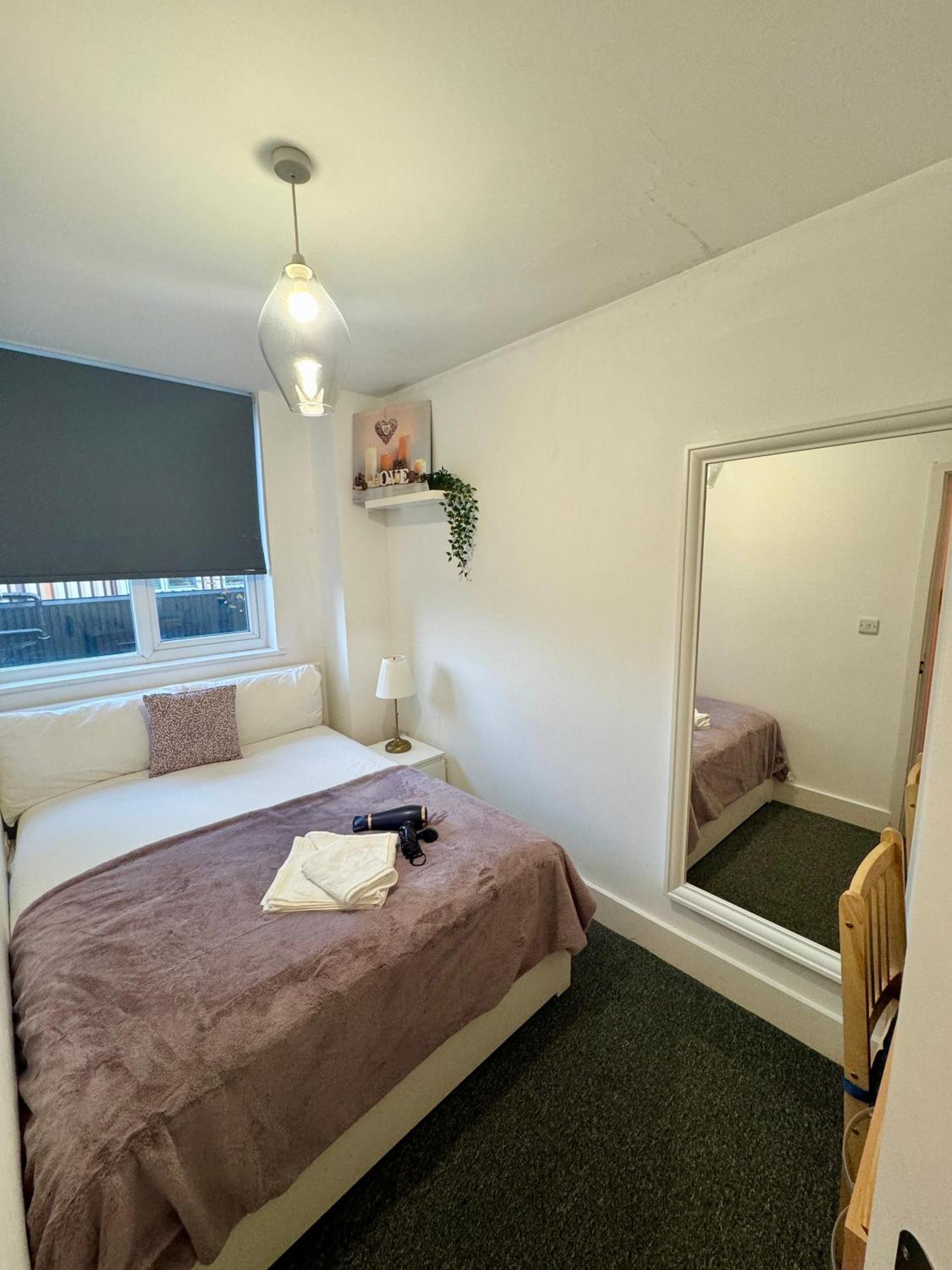 Cosmopolitan Comfort Private Bedrooms In Euston 106 London Exterior foto