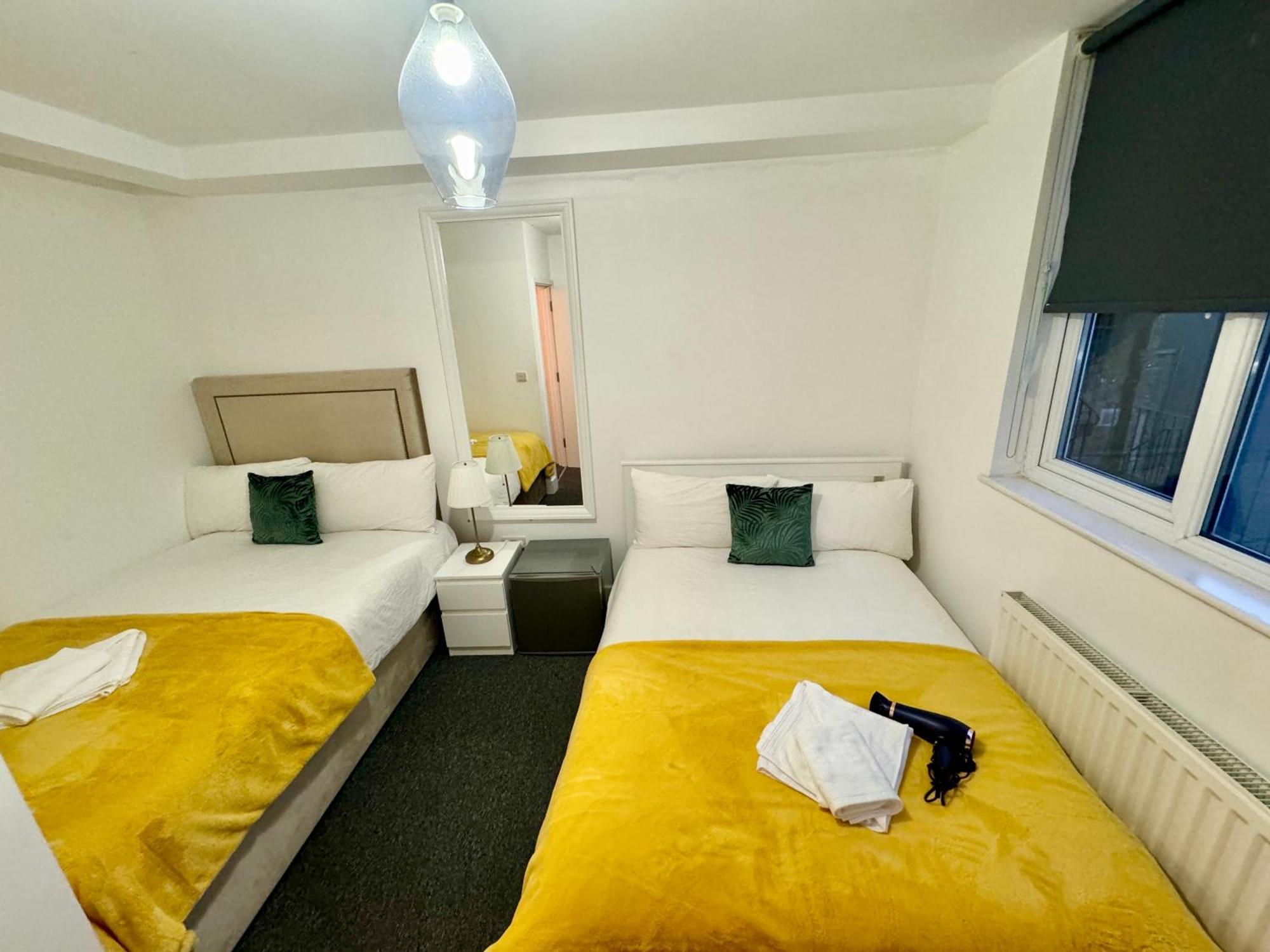 Cosmopolitan Comfort Private Bedrooms In Euston 106 London Exterior foto