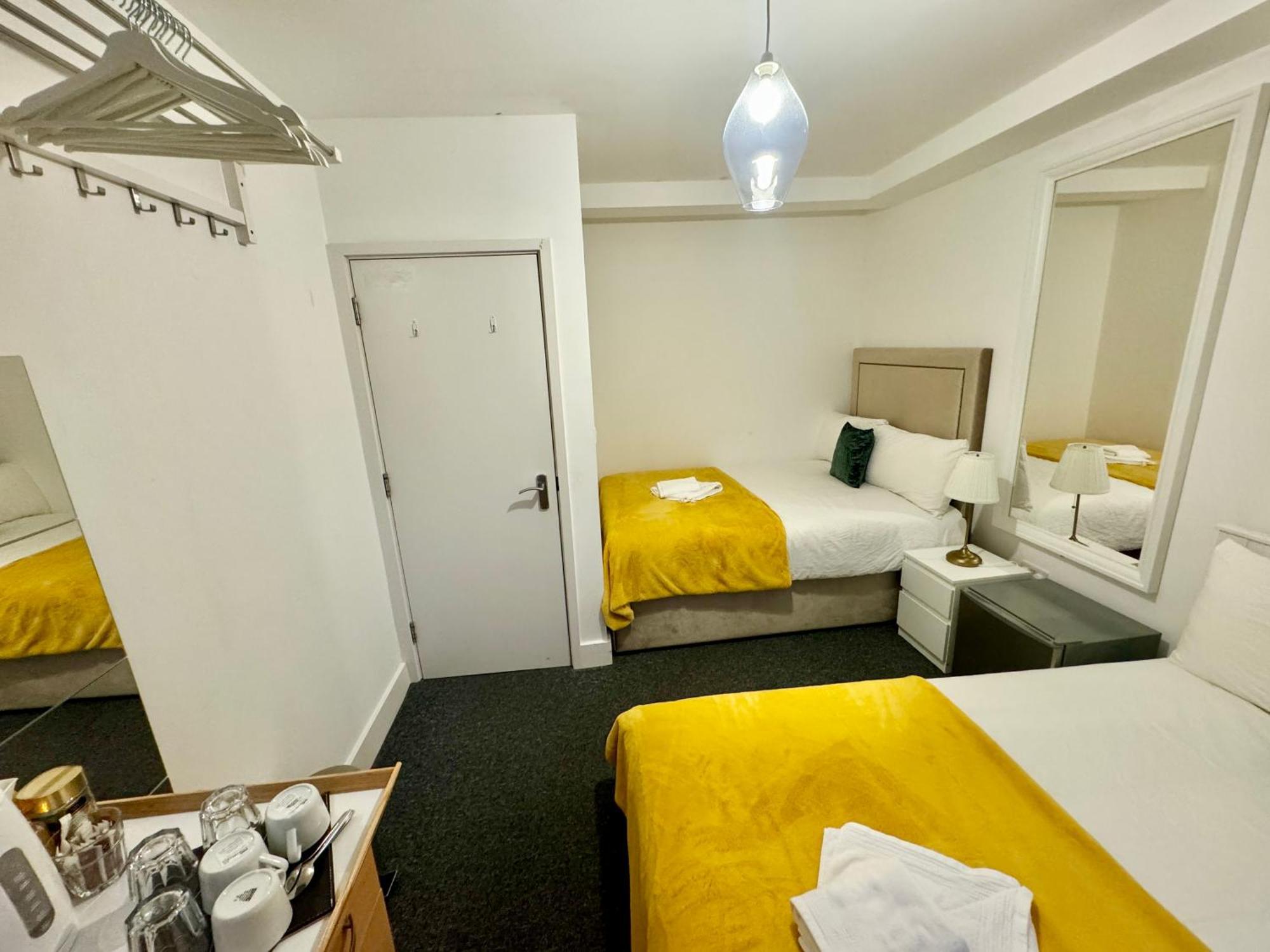 Cosmopolitan Comfort Private Bedrooms In Euston 106 London Exterior foto